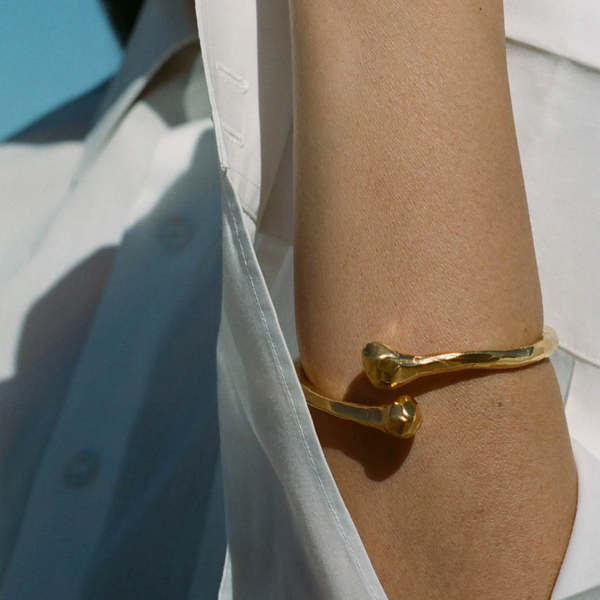 Alighieri The Bones of Rebirth Cuff - Gold Plated Bronze