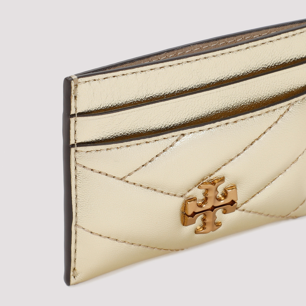 ☆☆Tory Burch☆☆ 24FW Kira Chevron Card Wallet Devon Sand Kira Patent Flap Card Case: Women's Designer Card Cases