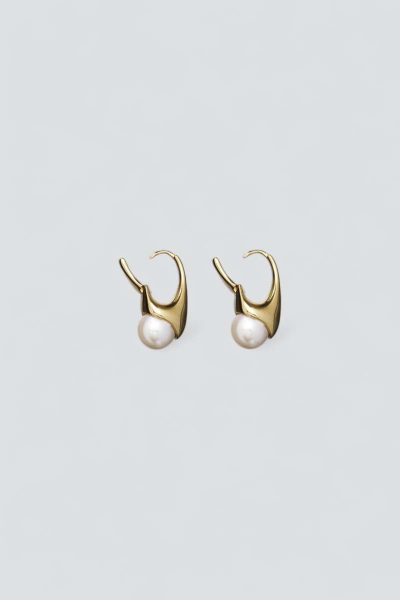 Third Reasons Lobster Earrings with Pearl - Gold