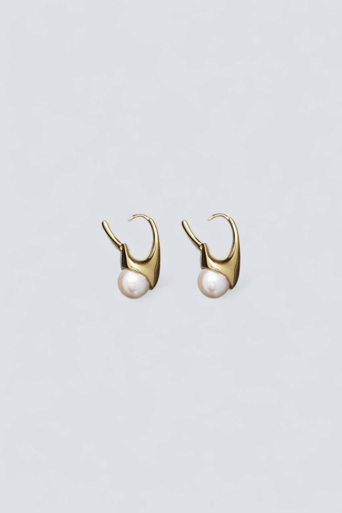 Third Reasons Lobster Earrings with Pearl - Gold - Image 3 of 5