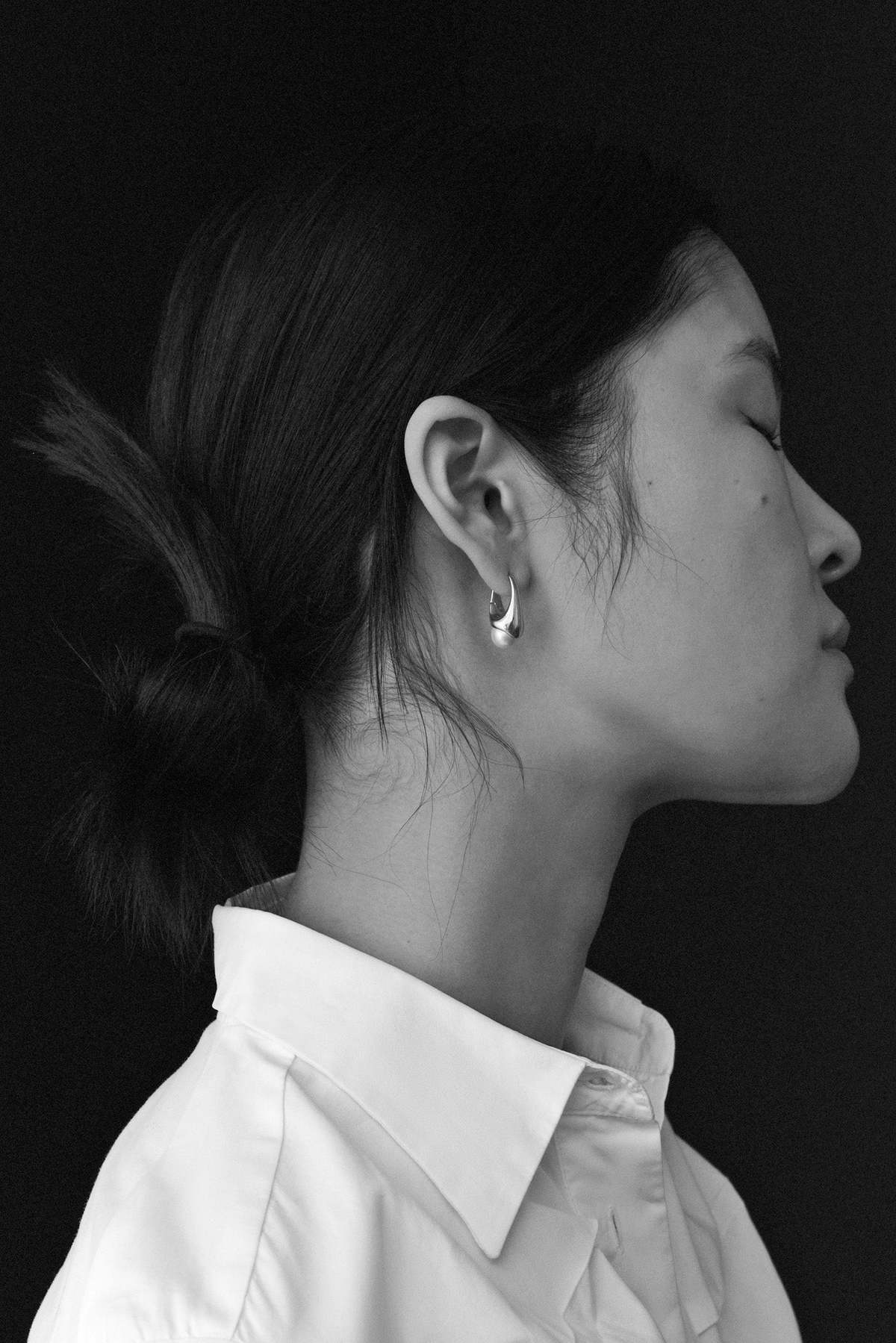 Third Reasons Lobster Earrings with Pearl - Gold - Image 5 of 5