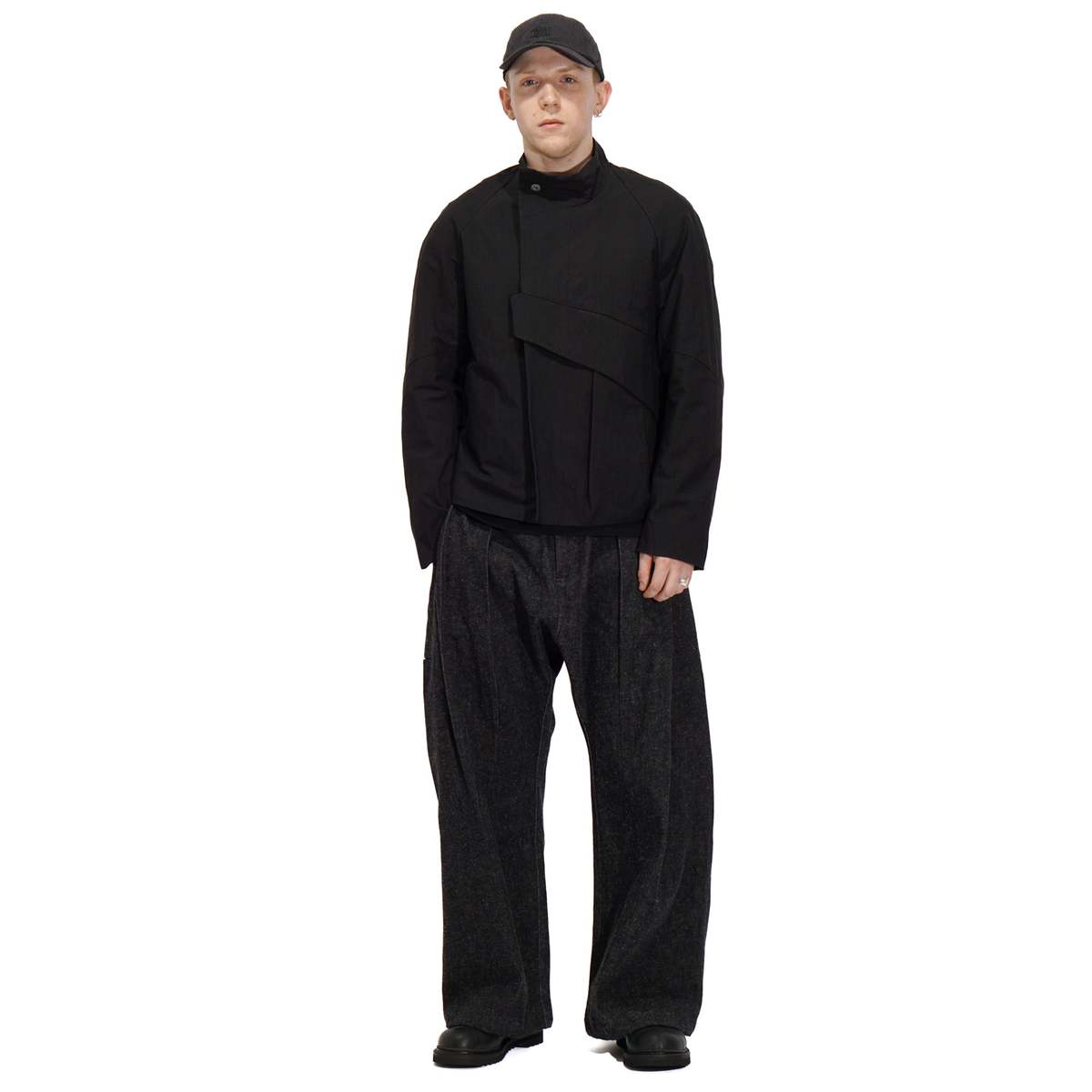 Common Divisor Vale Jacket - Black | Garmentory