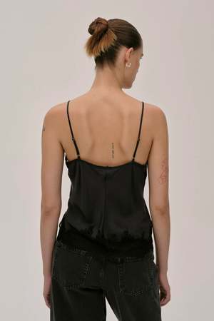 サードマガジン　BIRGITTE HERSKIND ブラックキャミソール BIRGITTE HERSKIND Zew Top - Navy | Garmentory