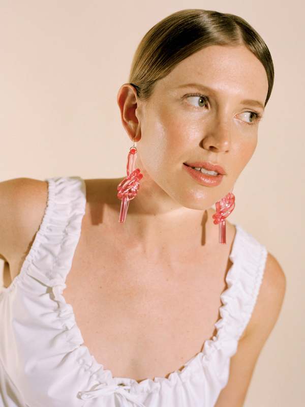注目!クリアアクセサリー【Corey Moranis】Double Knot Earrings Corey Moranis Double Knot Earrings | Garmentory