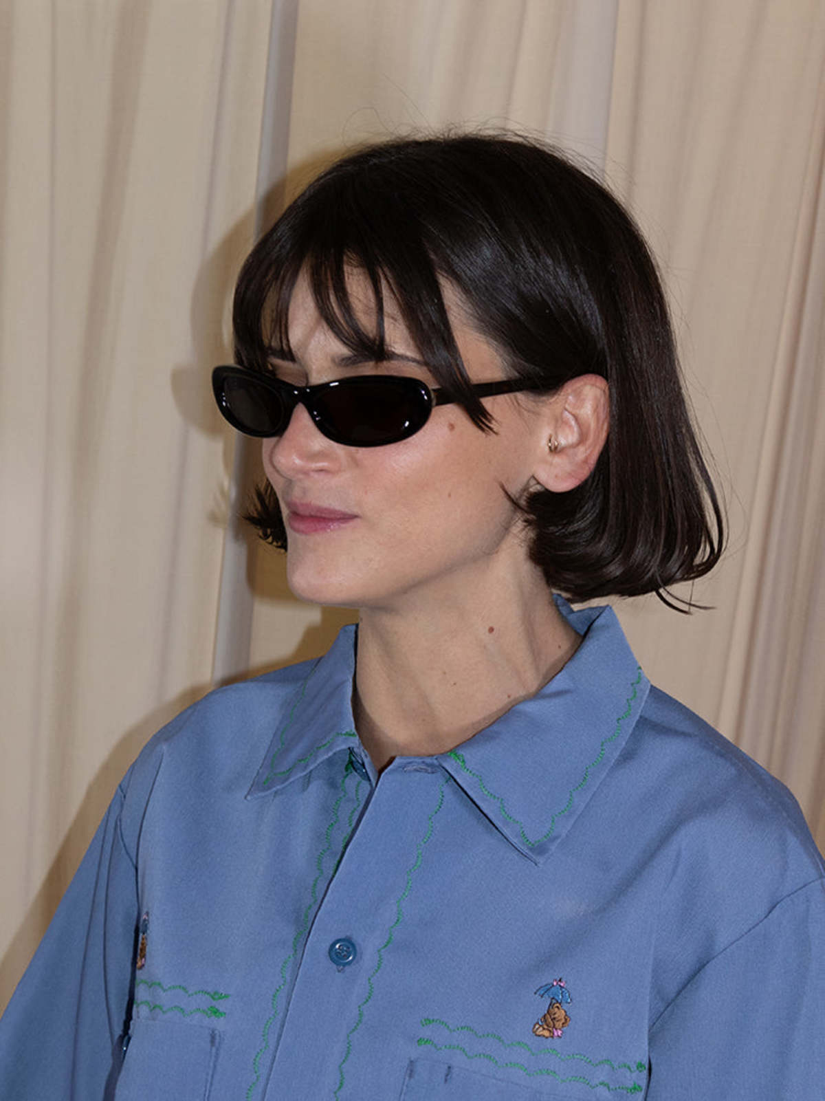 BLACK BOW SUNGLASSES Amazon.com: Girl main image 2