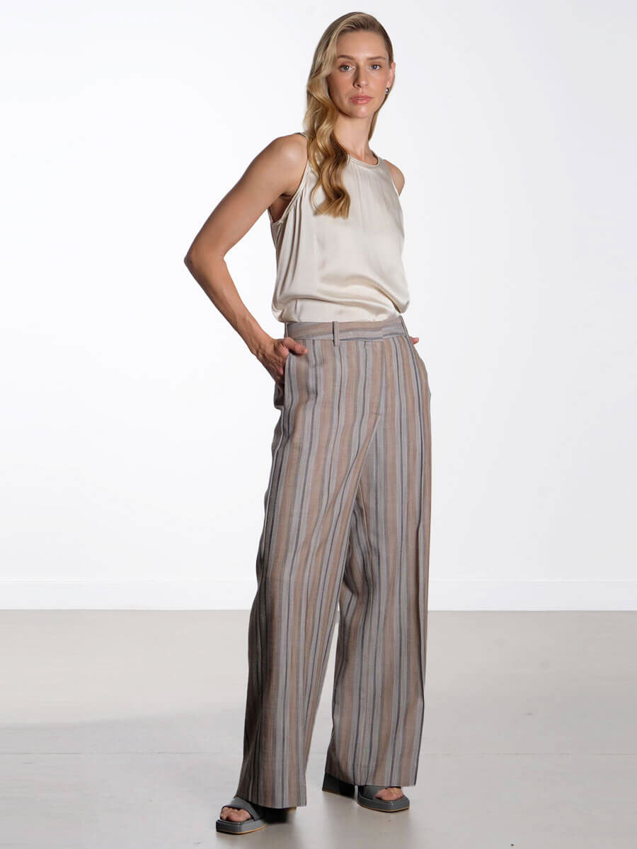 パンツ Samsoe Samsoe Loose Fit Grey Trousers With Elongated Leg Samsøe & Samsøe Saleni Trousers - Lead Grey Stripe | Garmentory