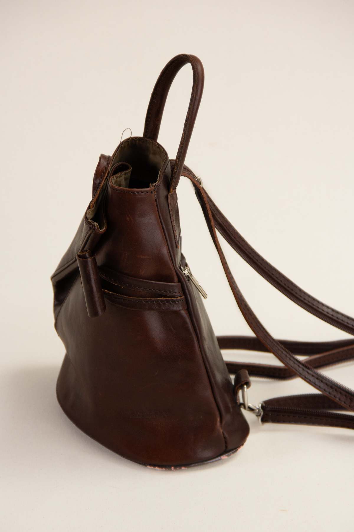 Vintage 1980\'s Vera Pelle Brown Leather Backpack Vera Pelle Leather Backpacks for Women | Mercari main image 2