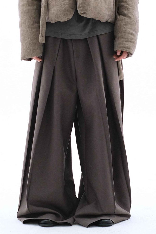 Attempt Project 11 Nine Pleat Pants - Brown