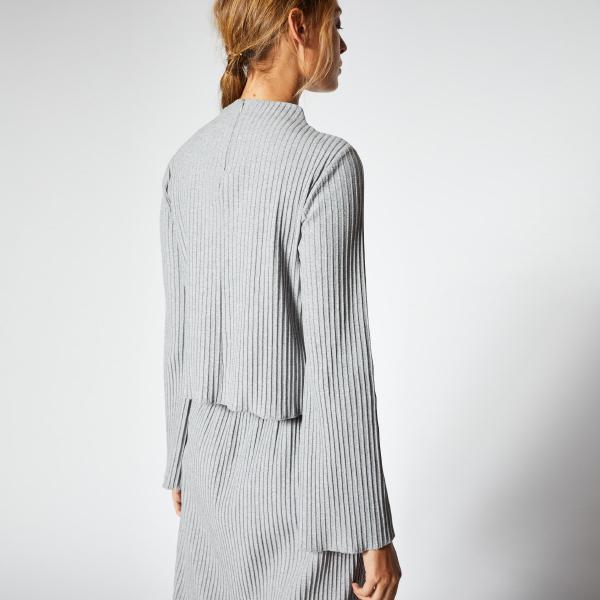 Lanius pleated shirt with trumpet sleeves grey Lanius pleated shirt with trumpet sleeves grey