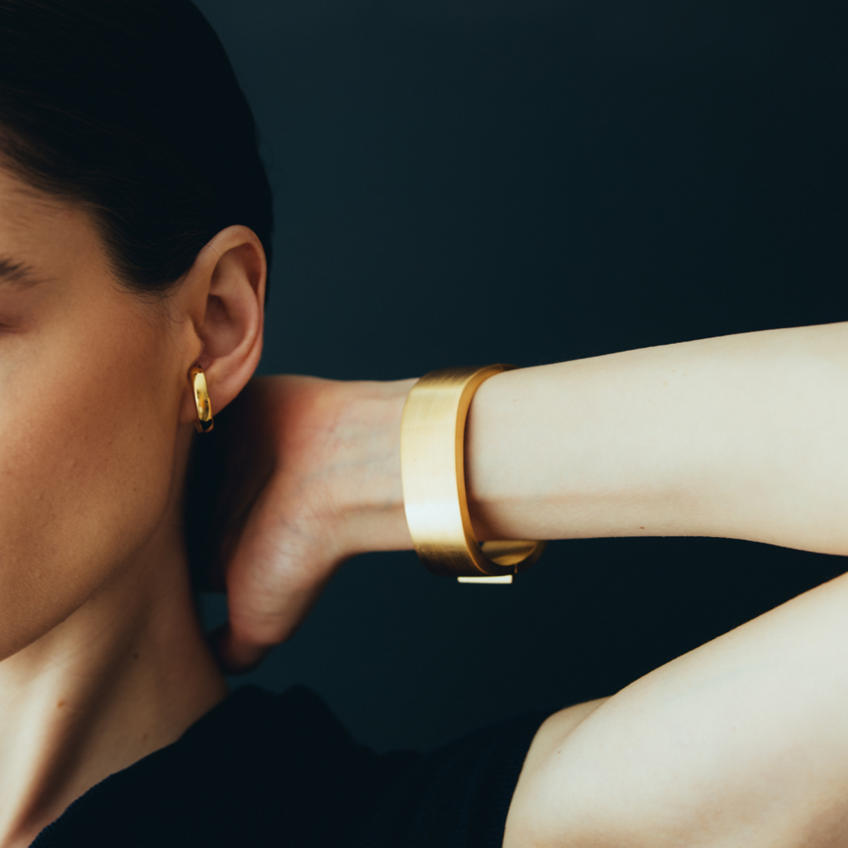 ADORN Box Golden Earpiece | Garmentory