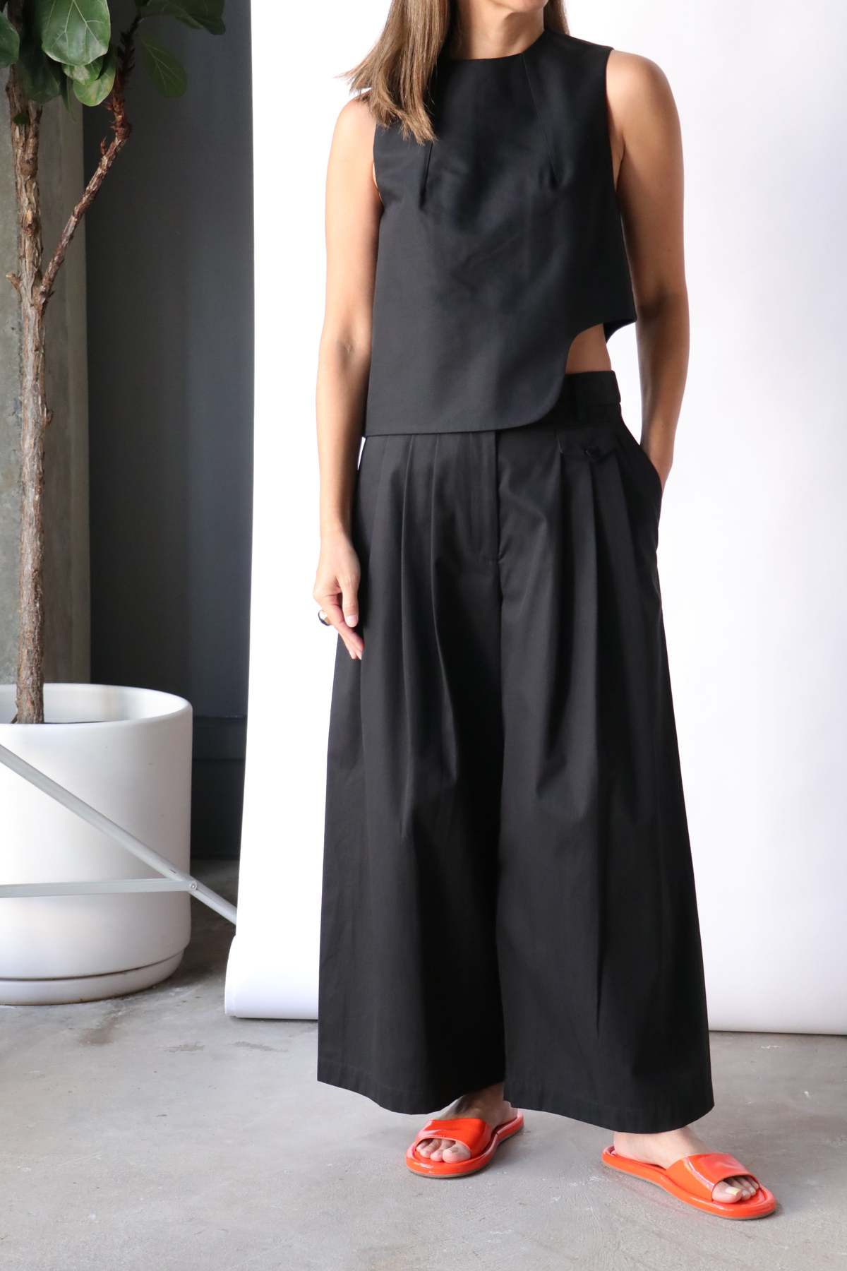 Tibi Bio Twill Triple Pleat Cropped Pant - Black | Garmentory display picture 1