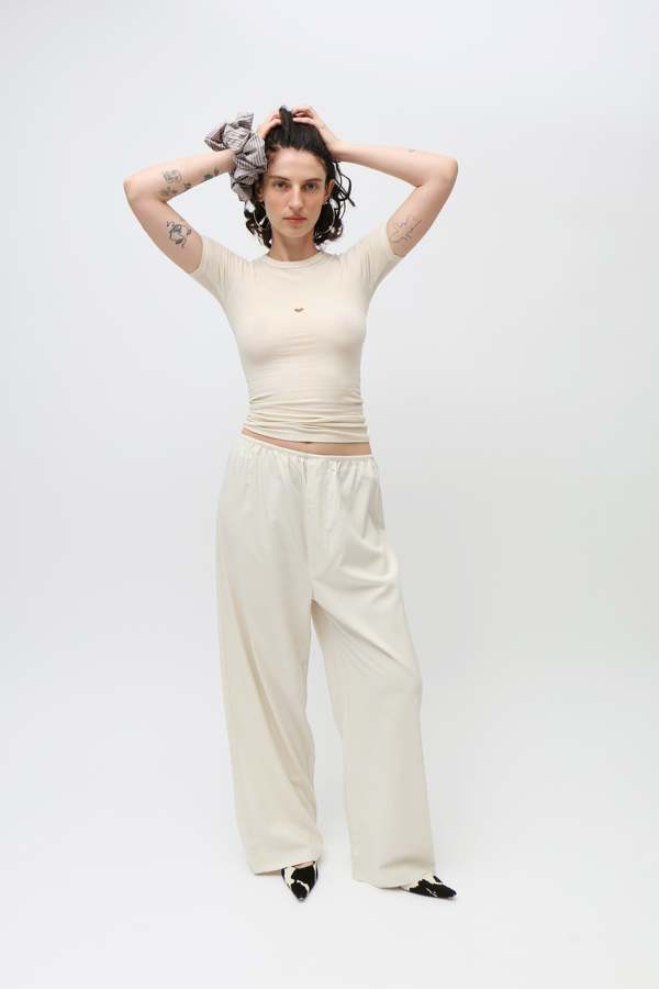 トップス Baserange DYDINE HEART TOP Dydine Tank Heart in Black | Fine linen | en | Baserange