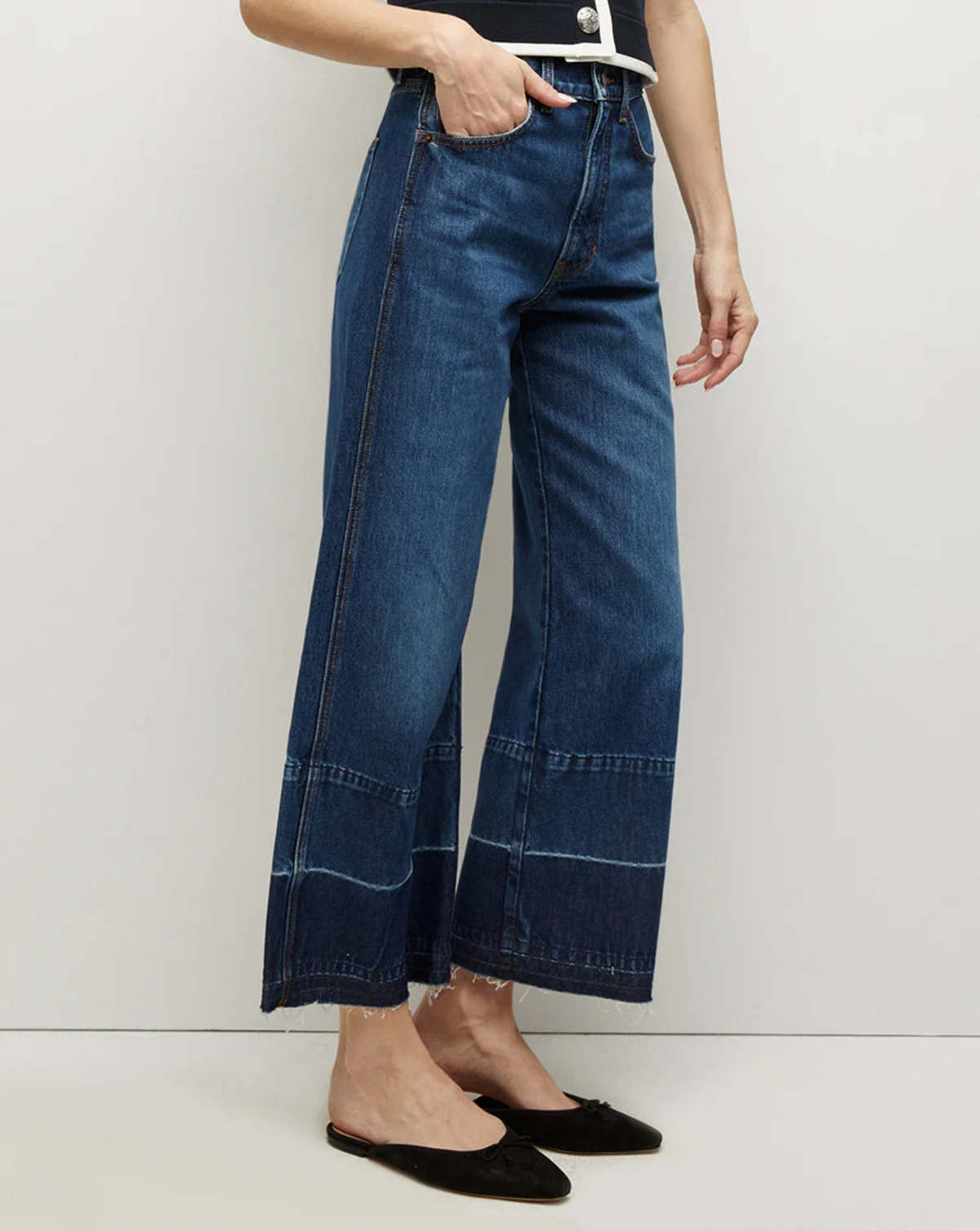 Veronica Beard Taylor Cropped Wide Leg Jean w Released Hem