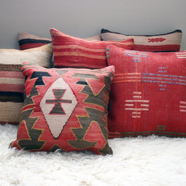 Arif Vintage Kilim Arif Vintage Kilim