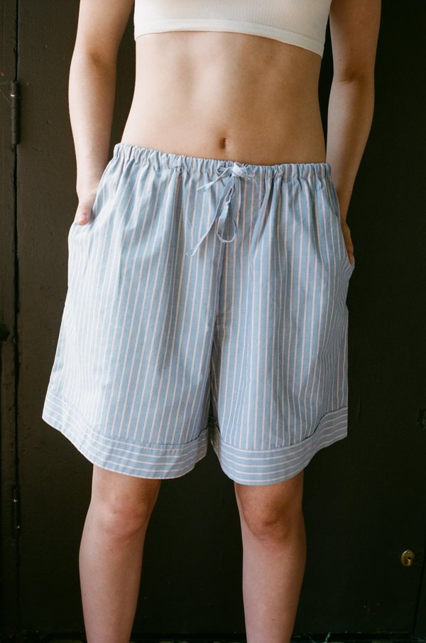 パンツ BASERANGE Limber Shorts Red Blue Stripe Baserange Limber Shorts - Red/Blue Stripe | Garmentory