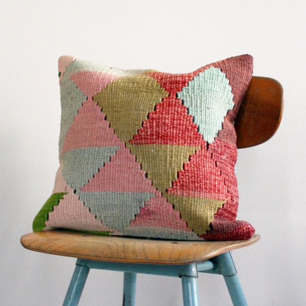 Aysel Vintage Kilim Aysel Vintage Kilim