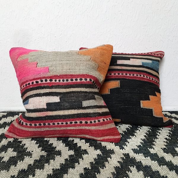Bari Vintage Kilim Bari Vintage Kilim
