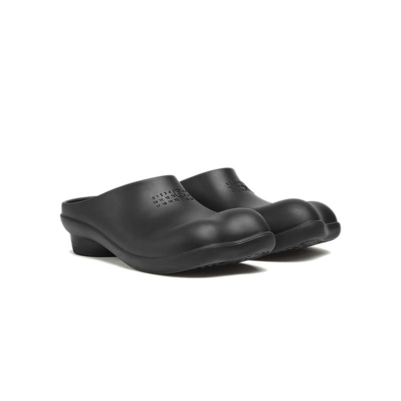 Maison Margiela Anatomic Clog Slippers - Black | Garmentory