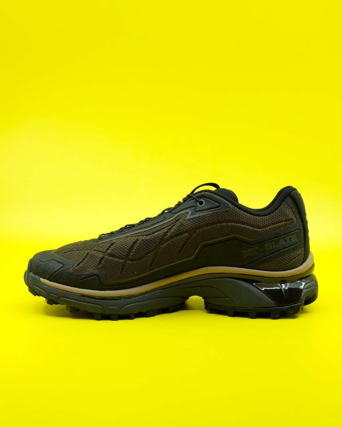XT-SLATE-in-Wren---Black---