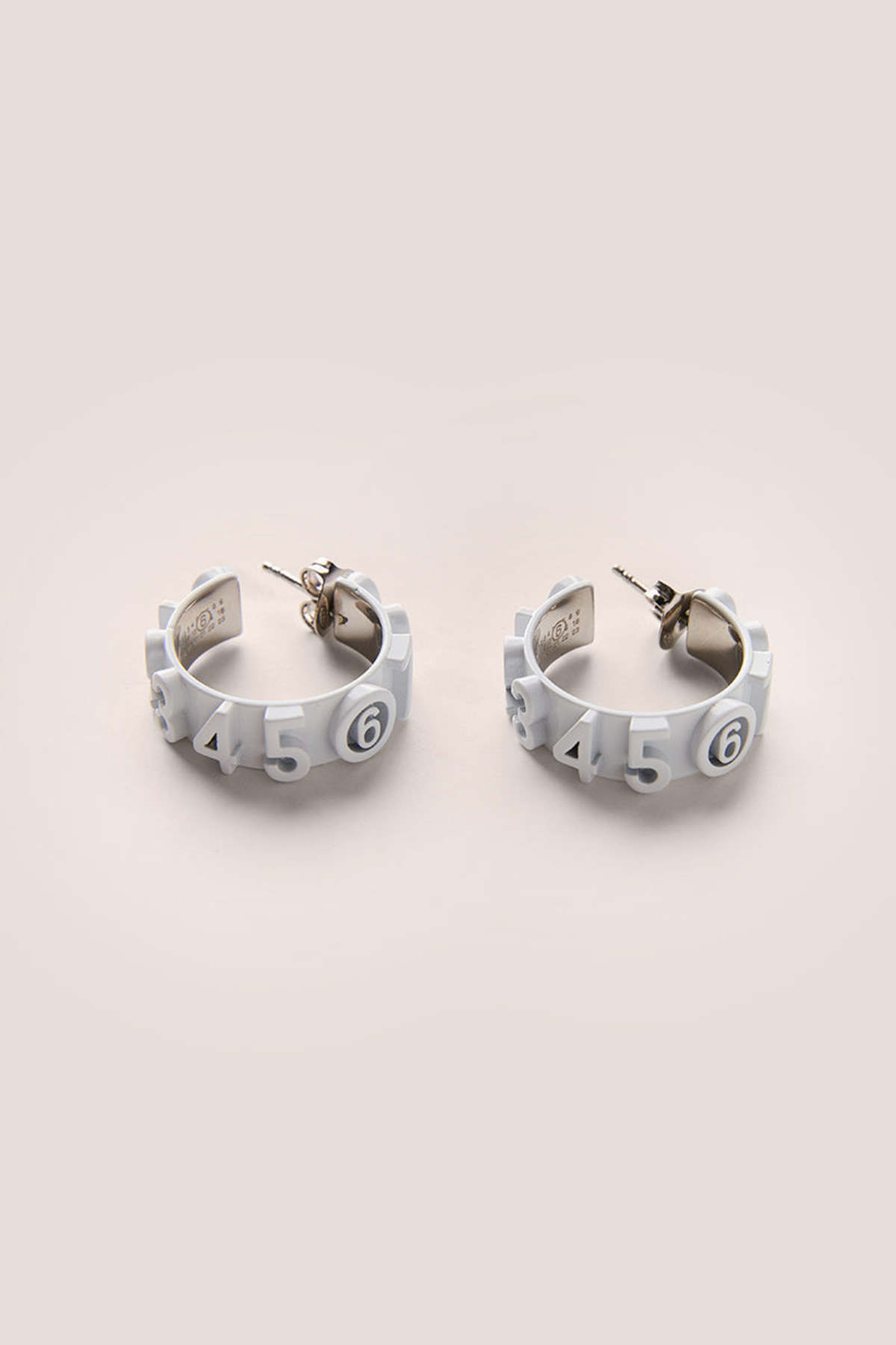 【MM6】RING EARRING MM6 MAISON MARGIELA Numeric Hoop earrings - White | Garmentory