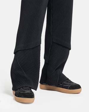 Issey Miyake Aerial Pants - Black | Garmentory
