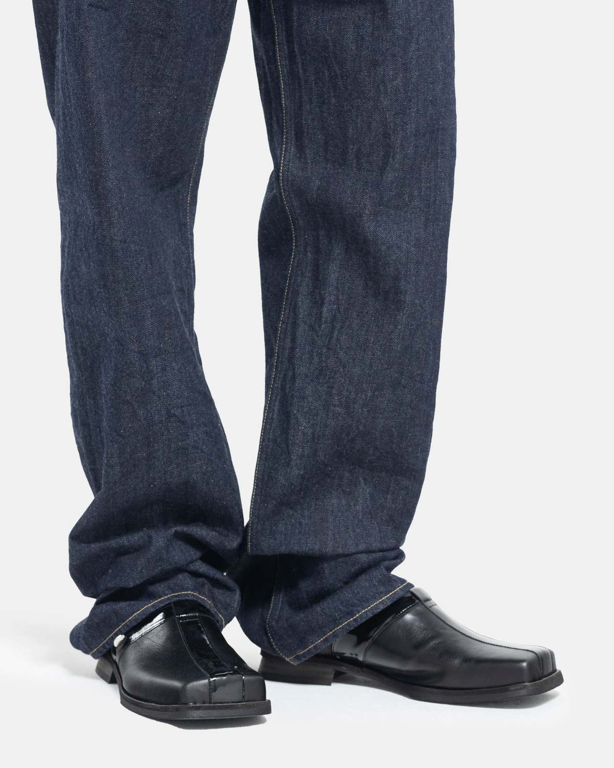 OUR LEGACY｜MULES (BLUNT MULE TOP DYED BLACK LEATHER (A2 Our Legacy - Blunt Mule Top Dyed Black Leather