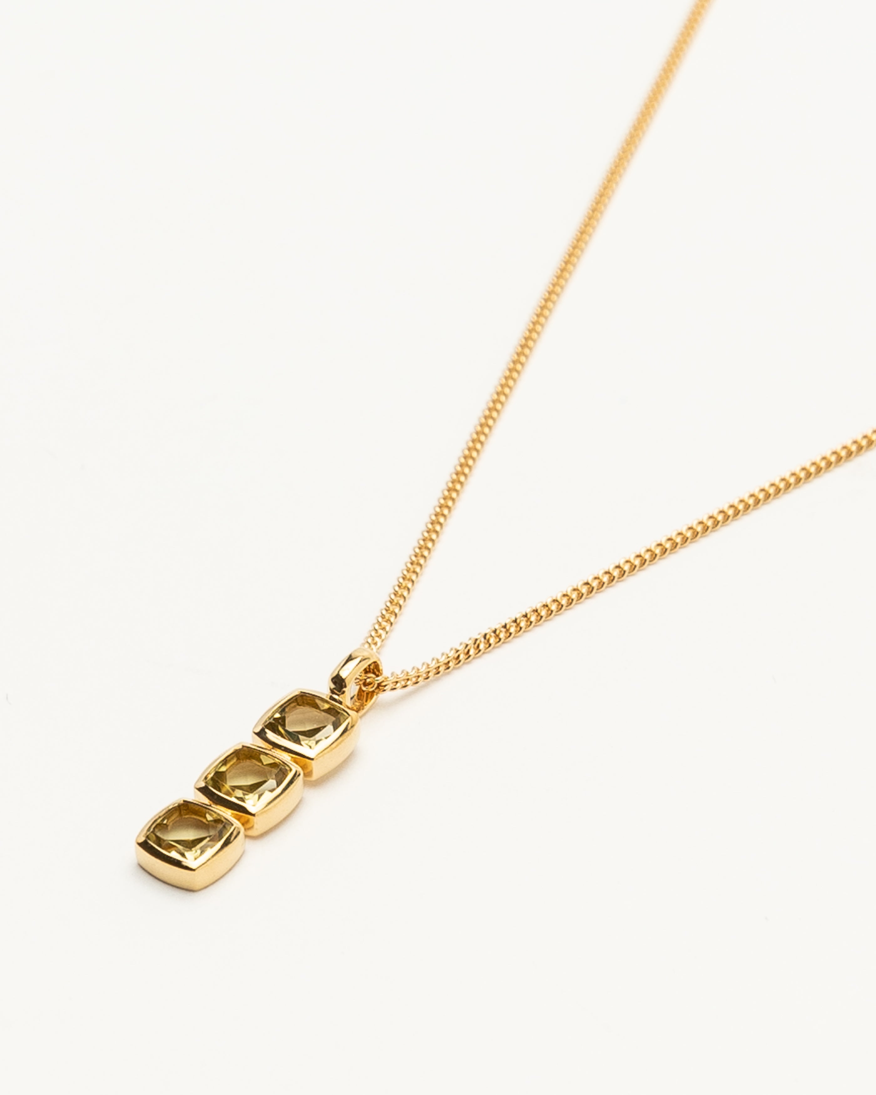 Tom Wood Mini Quartz Cushion Pendant - Olive/9k Gold | Garmentory