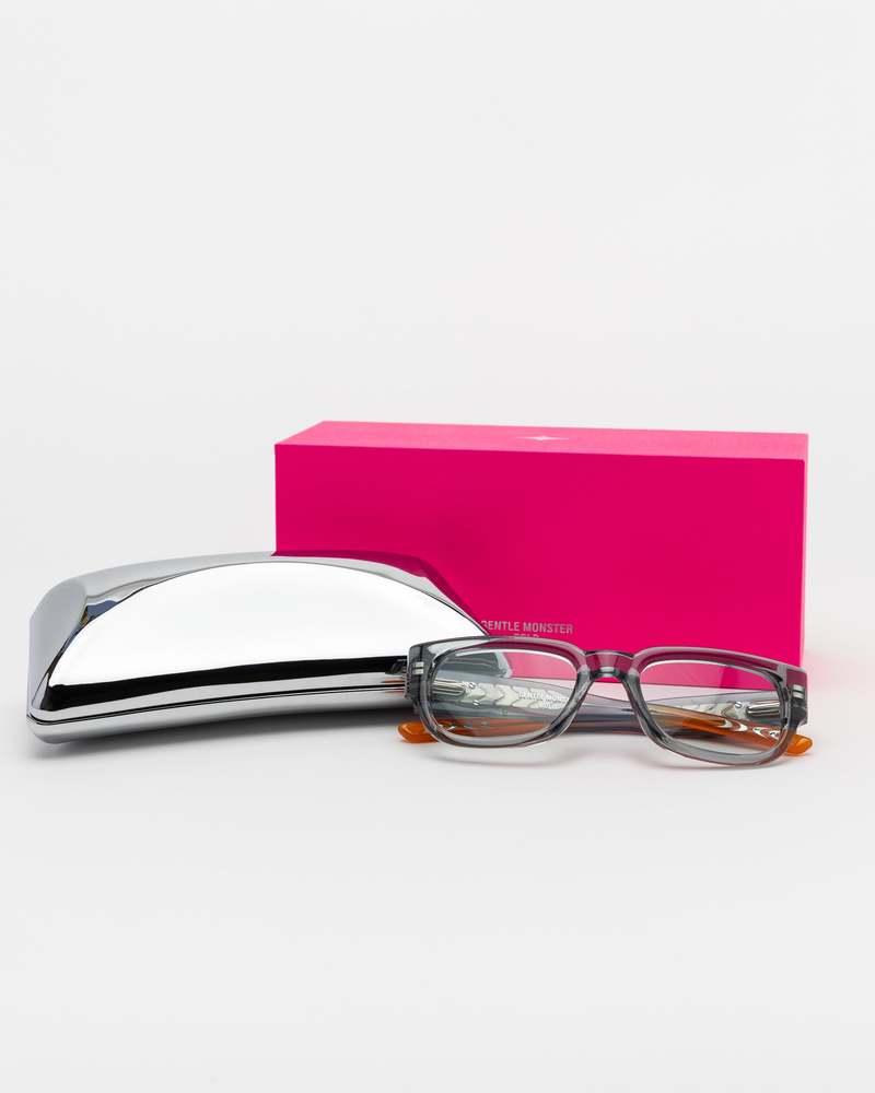 Gentle Monster NINE PART PIECE-GC5 eyewear - black | Garmentory