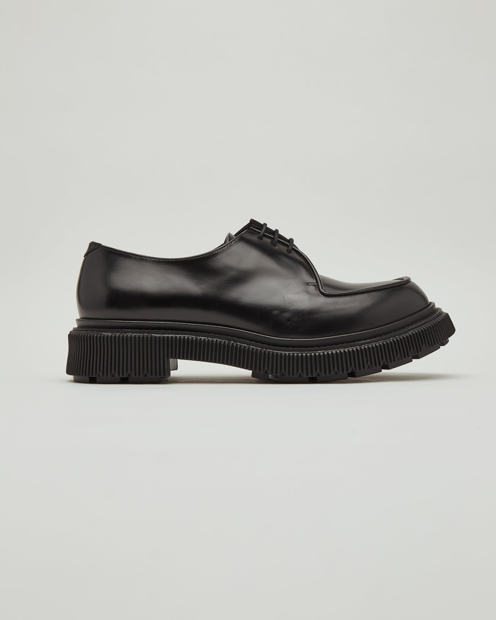 靴 adiev type124 classic derby Type 124 - Black