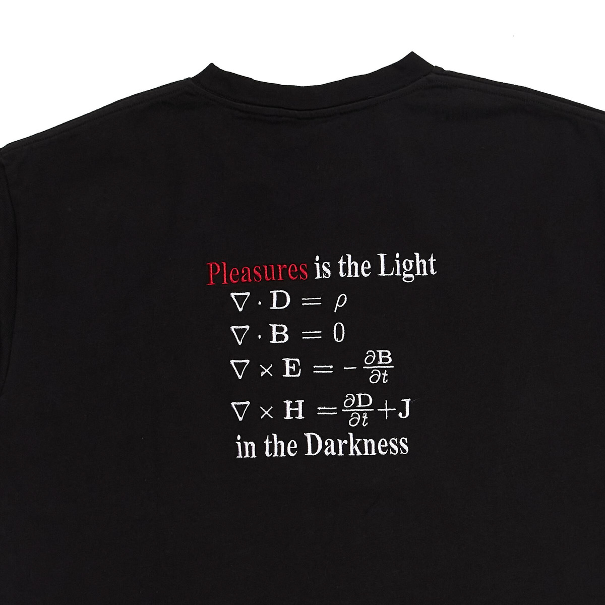 Tシャツ・カットソー PLEASURES DARKNESS HEAVYWEIGH TSHIRT (21830) PLEASURES Darkness Heavyweight T-Shirt - Black | Garmentory