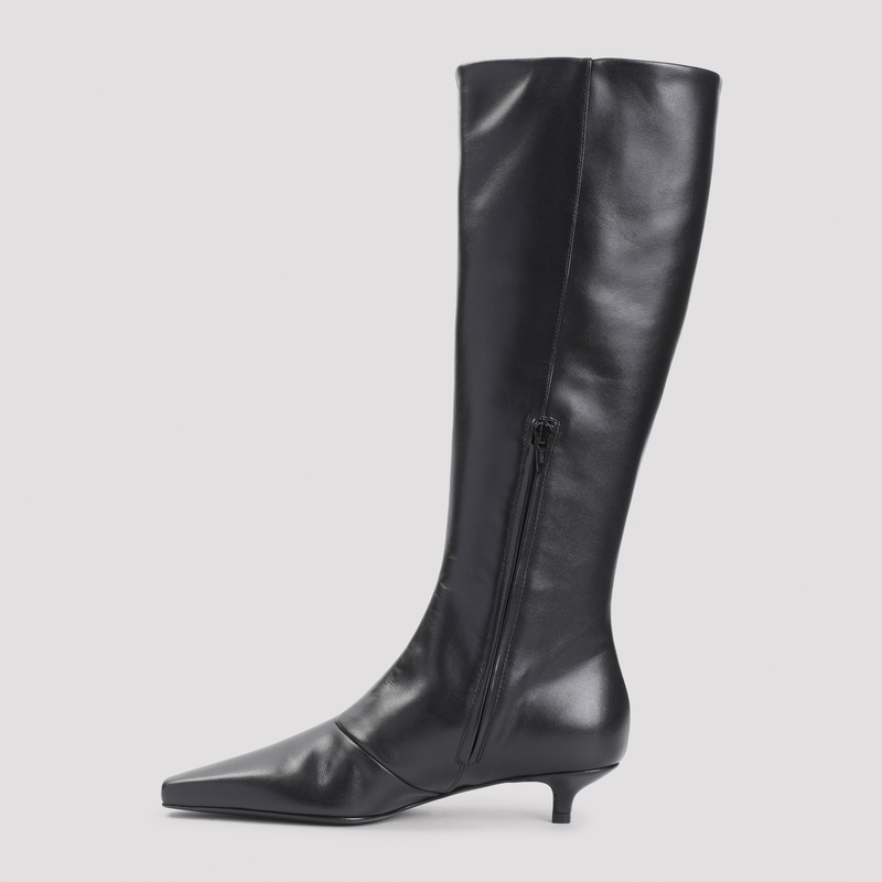 アパルトモン TOTEME THE SLIM KNEE-HIGH BOOT Toteme The Slim Knee High Boot in Black | FWRD