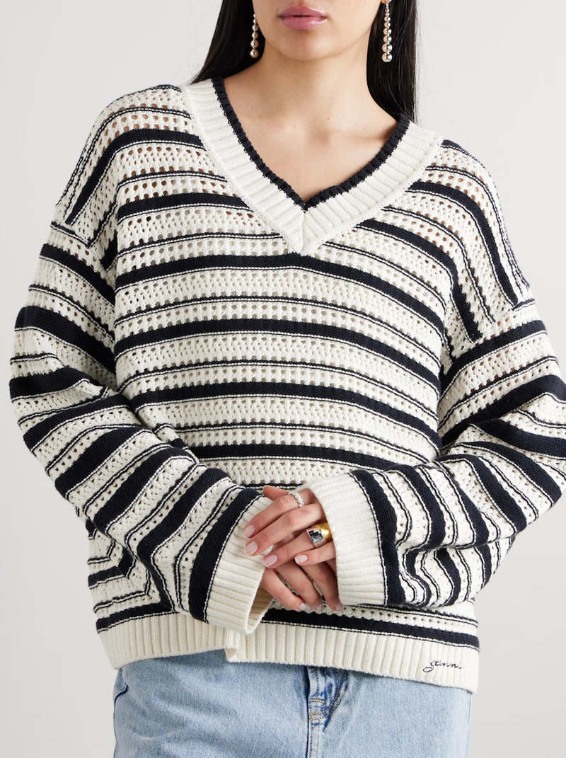 GANNI Vネックトップス Ganni Striped Cotton V-Neck Pullover | Garmentory