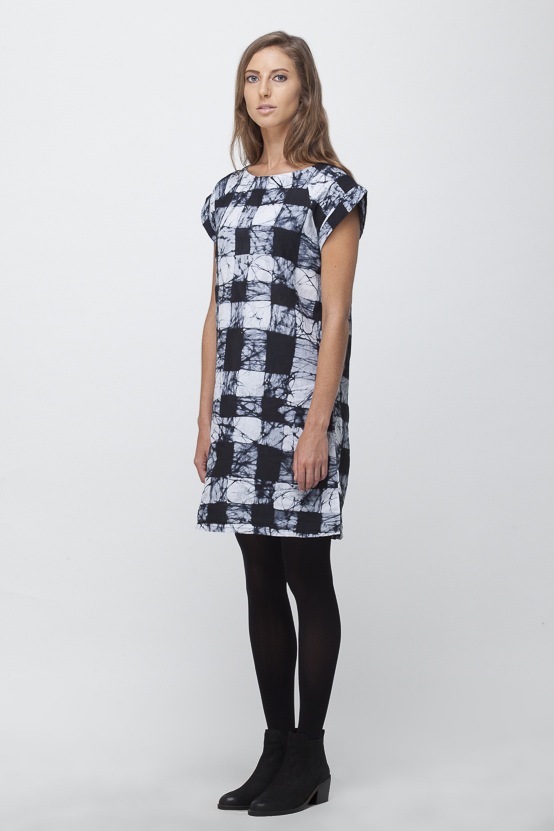 Osei-Duro Deni Raglan Dress | B&W Gingham Osei-Duro Deni Raglan Dress | B&W Gingham