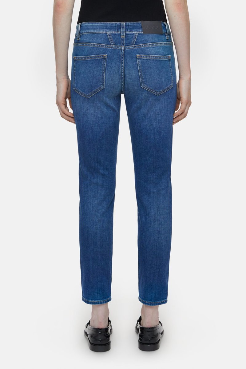 Closed Baker Jean - Mid Blue