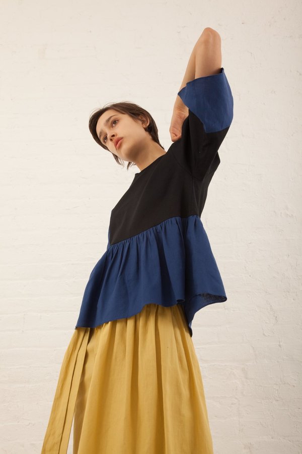 Correll Correll Flocco Top in Royal/Black Correll Correll Flocco Top in Royal/Black