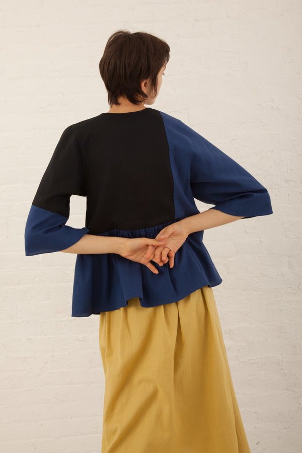 Correll Correll Flocco Top in Royal/Black Correll Correll Flocco Top in Royal/Black