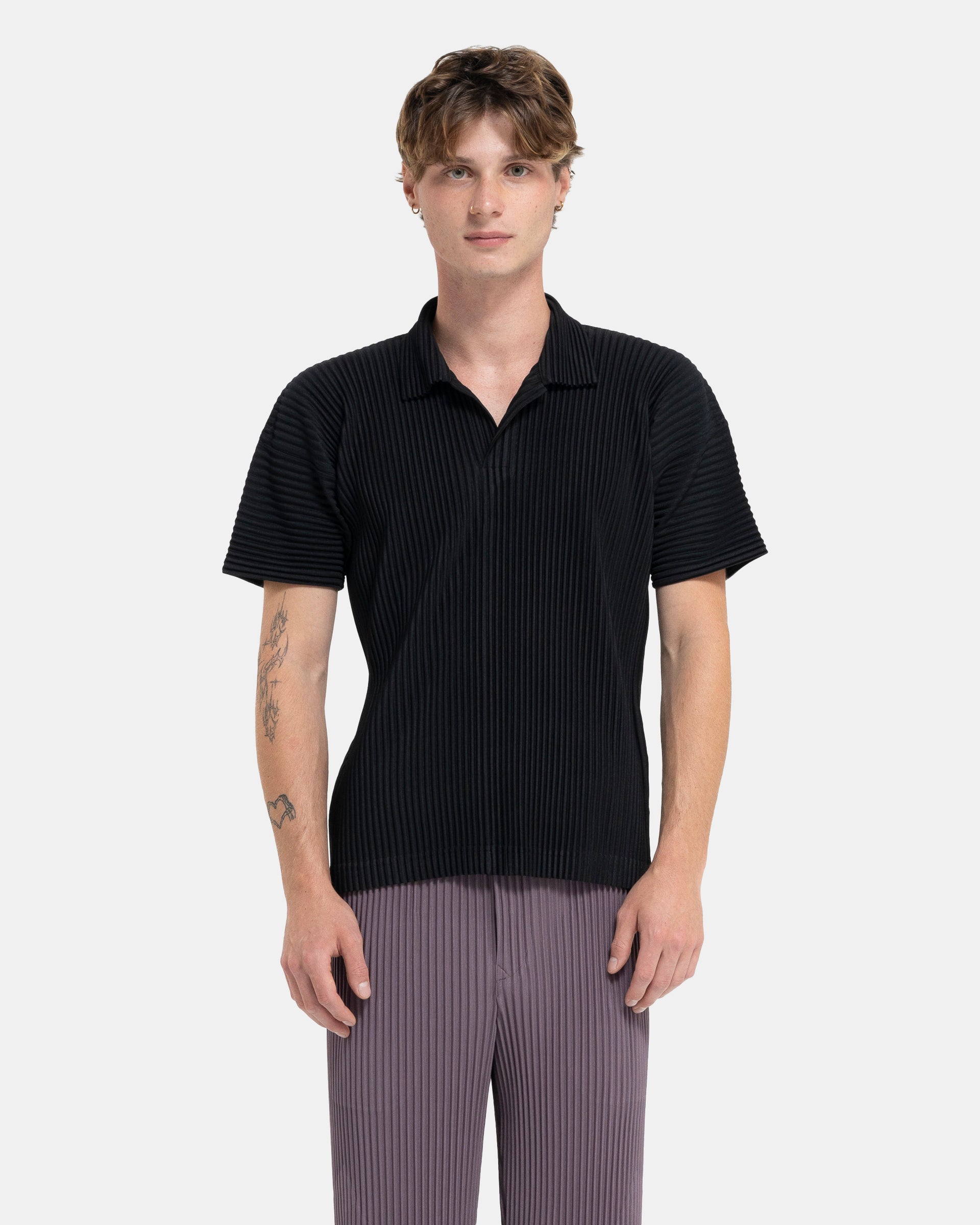 Basic-Pleated-Polo-in-Black-