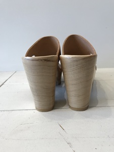 No.6 Alexis Cut Out Platform Slide No.6 Alexis Cut Out Platform Slide