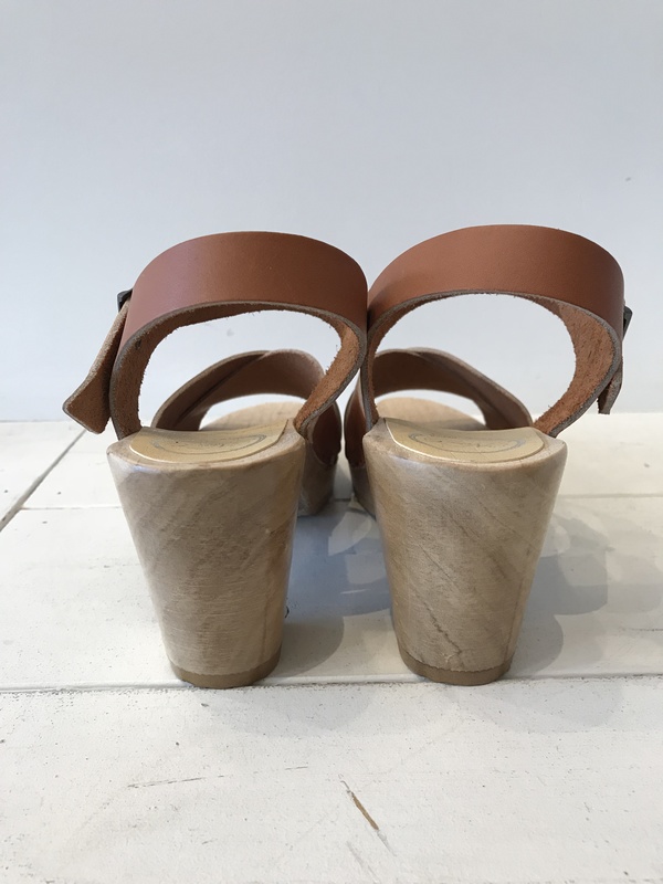 No.6 Coco Cross Front Sandal