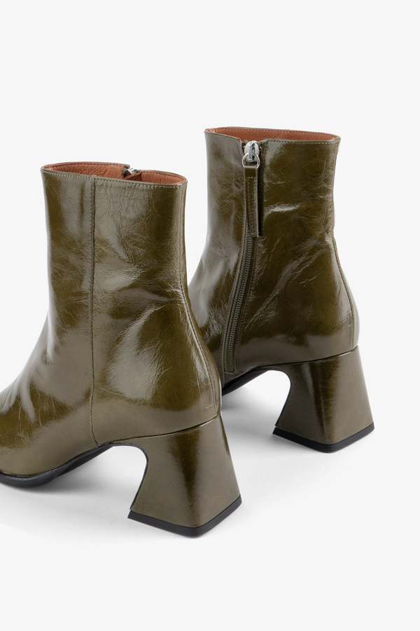 "INTENTIONALLY __________." TAFFY PATENT LEATHER HEELED BOOT - OLIVE/WHISKEY/BLACK "INTENTIONALLY __________." TAFFY PATENT LEATHER HEELED BOOT - OLIVE/WHISKEY/BLACK