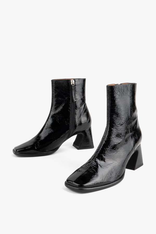 "INTENTIONALLY __________." TAFFY PATENT LEATHER HEELED BOOT - OLIVE/WHISKEY/BLACK "INTENTIONALLY __________." TAFFY PATENT LEATHER HEELED BOOT - OLIVE/WHISKEY/BLACK