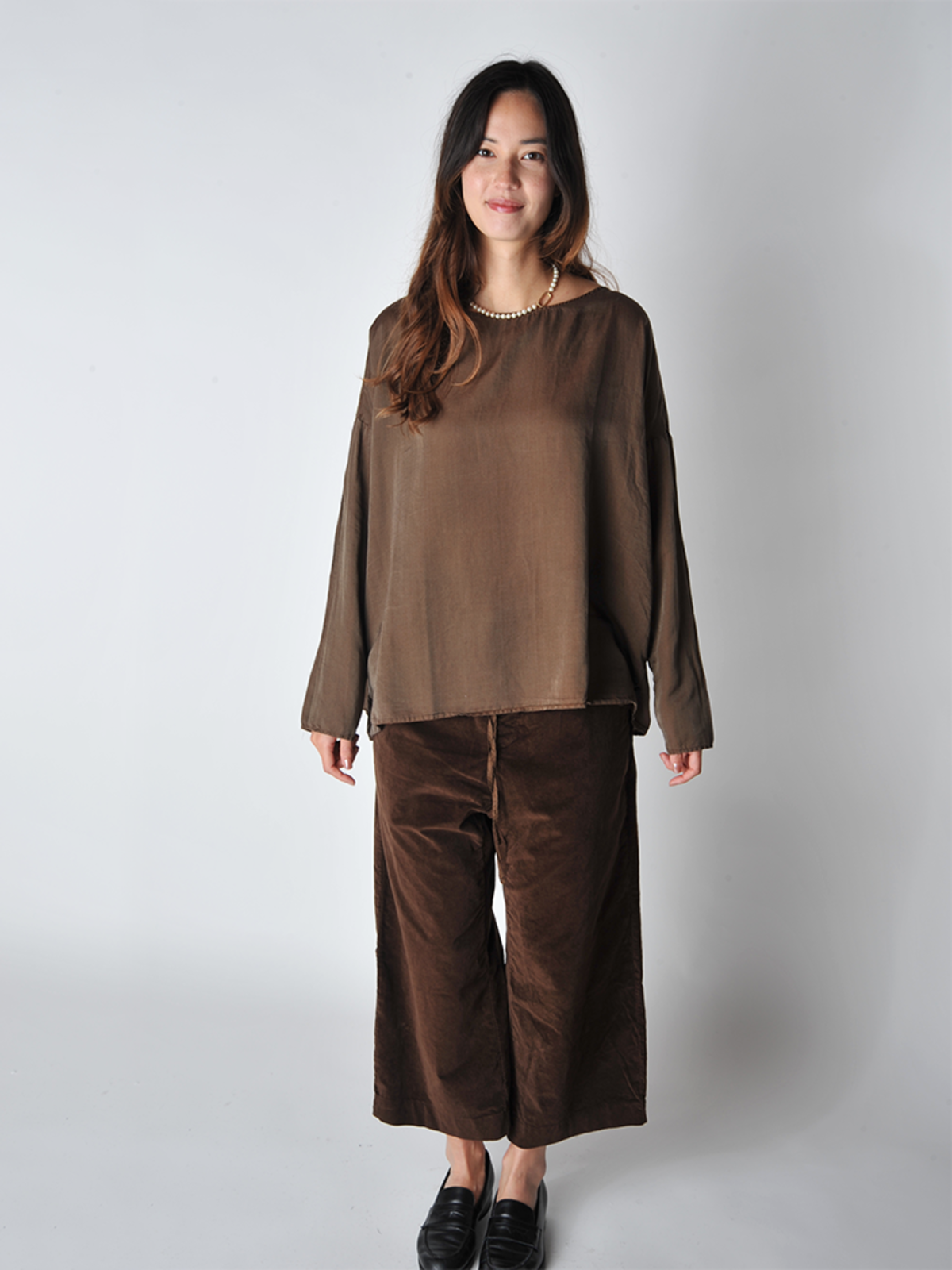 Coffee Velvet Short and Wide Trousers - Image 2 of 6
