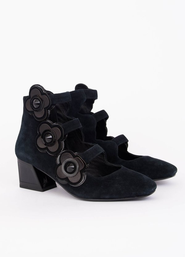 Kat Maconie Una Kat Maconie Una