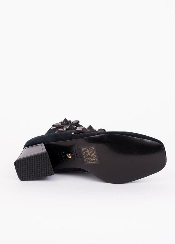 Kat Maconie Una Kat Maconie Una