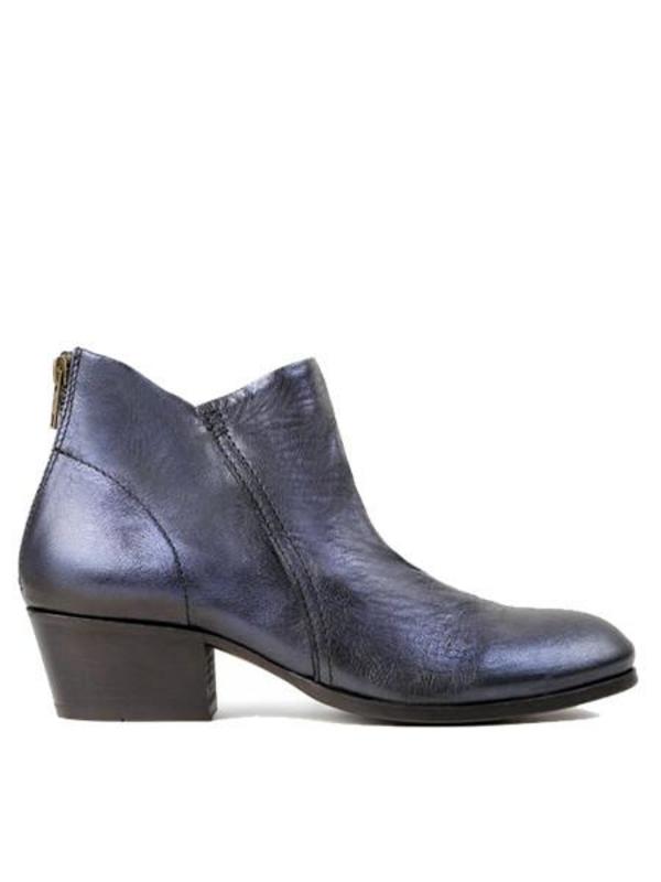 Hudson Apisi Boot in Navy Hudson Apisi Boot in Navy