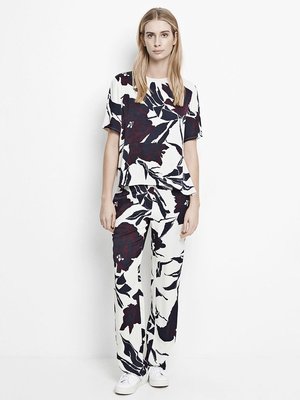 Samsoe & Samsoe Florrie Top in Papier Florie Samsoe & Samsoe Florrie Top in Papier Florie