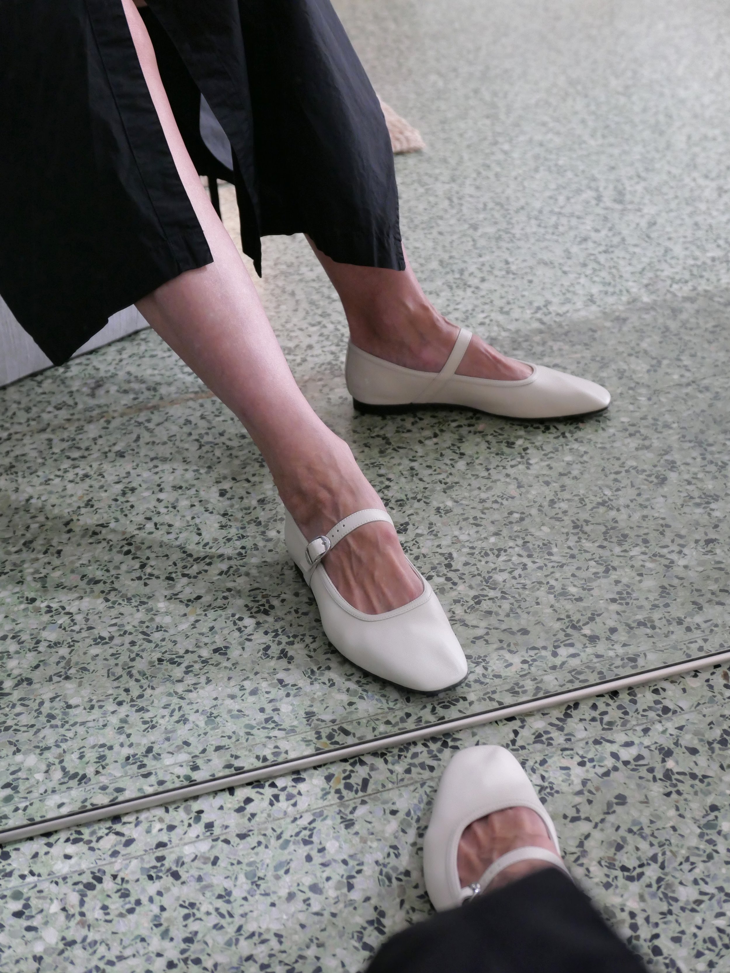 バレエシューズ Le Monde Beryl Ballerinas Beige Regency embellished leather ballet flats in beige - Le Monde