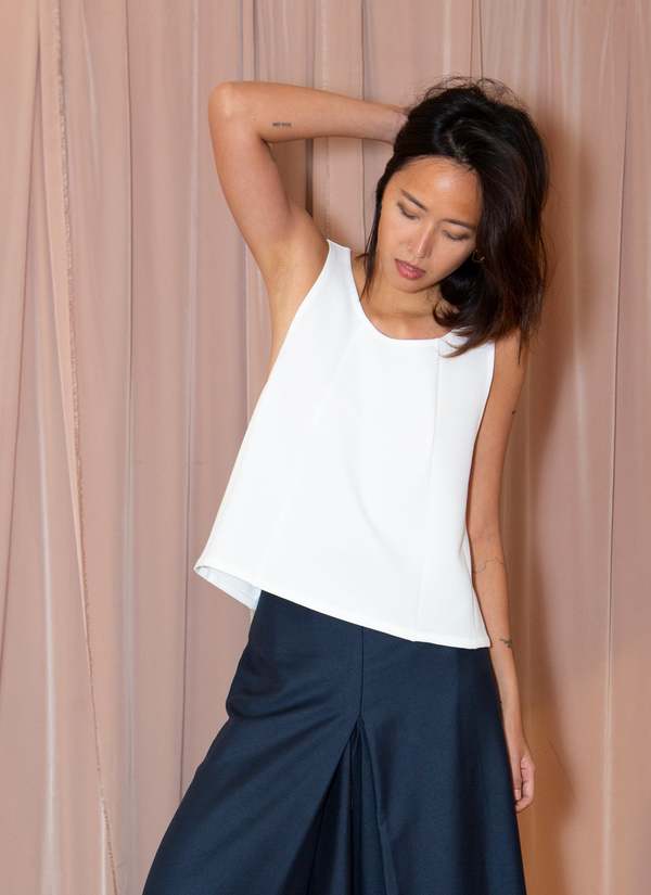 KAAREM Rang Six-Panel Cropped Top - White KAAREM Rang Six-Panel Cropped Top - White