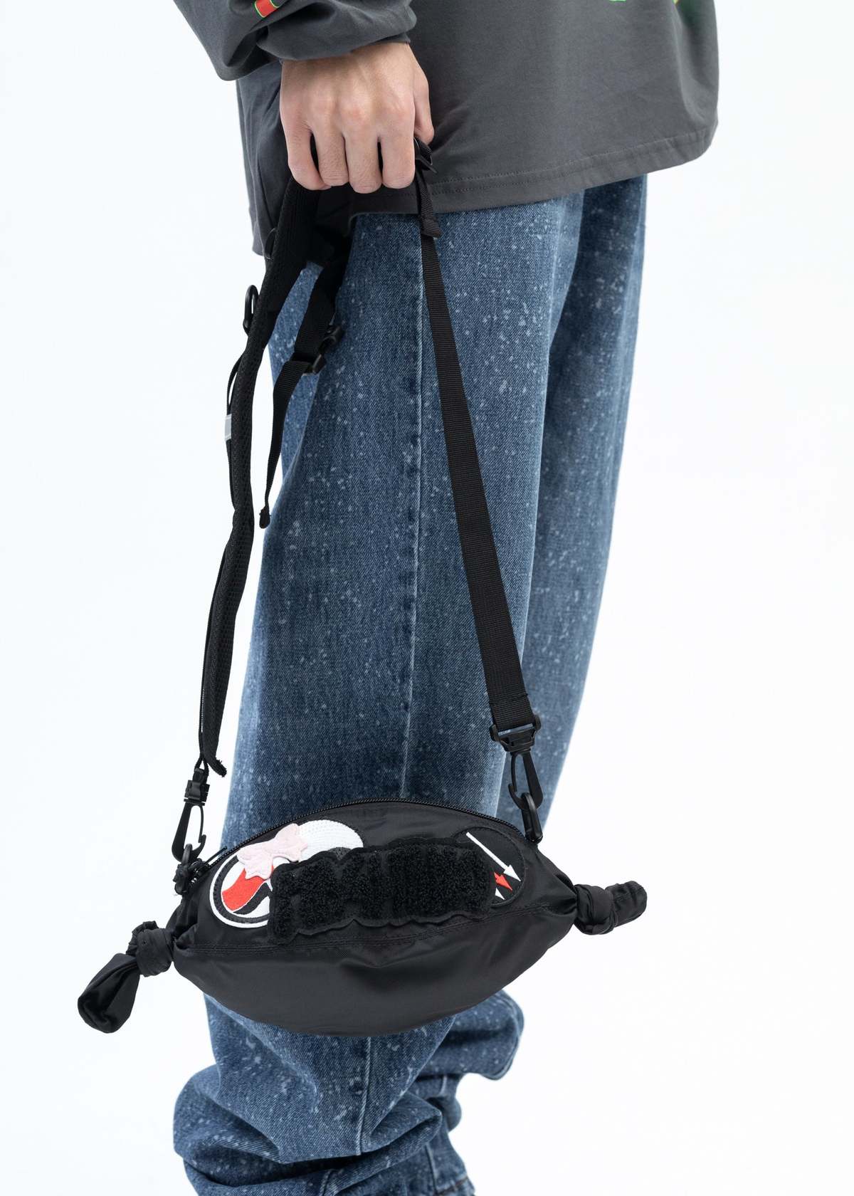 【関税込み】Magliano ブラック Superiori Candy バッグ Magliano SUPERIORI CANDY bag - BLACK | Garmentory