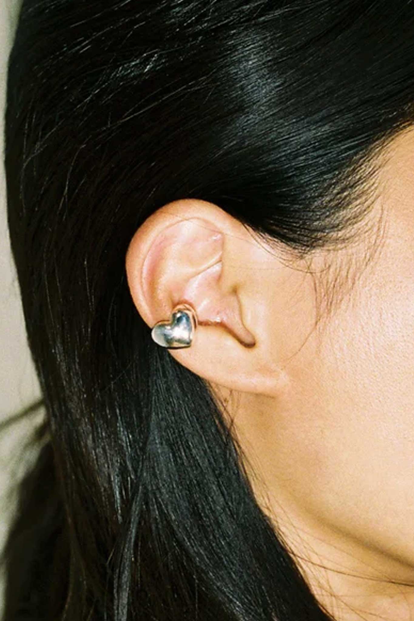 ■ANNIKA INEZ ハート イヤーカフ Heart Earcuff E961 SILVER ANNIKA INEZ/アニカイネズ】Heart Earcuff（イヤーカフ）｜EDIT